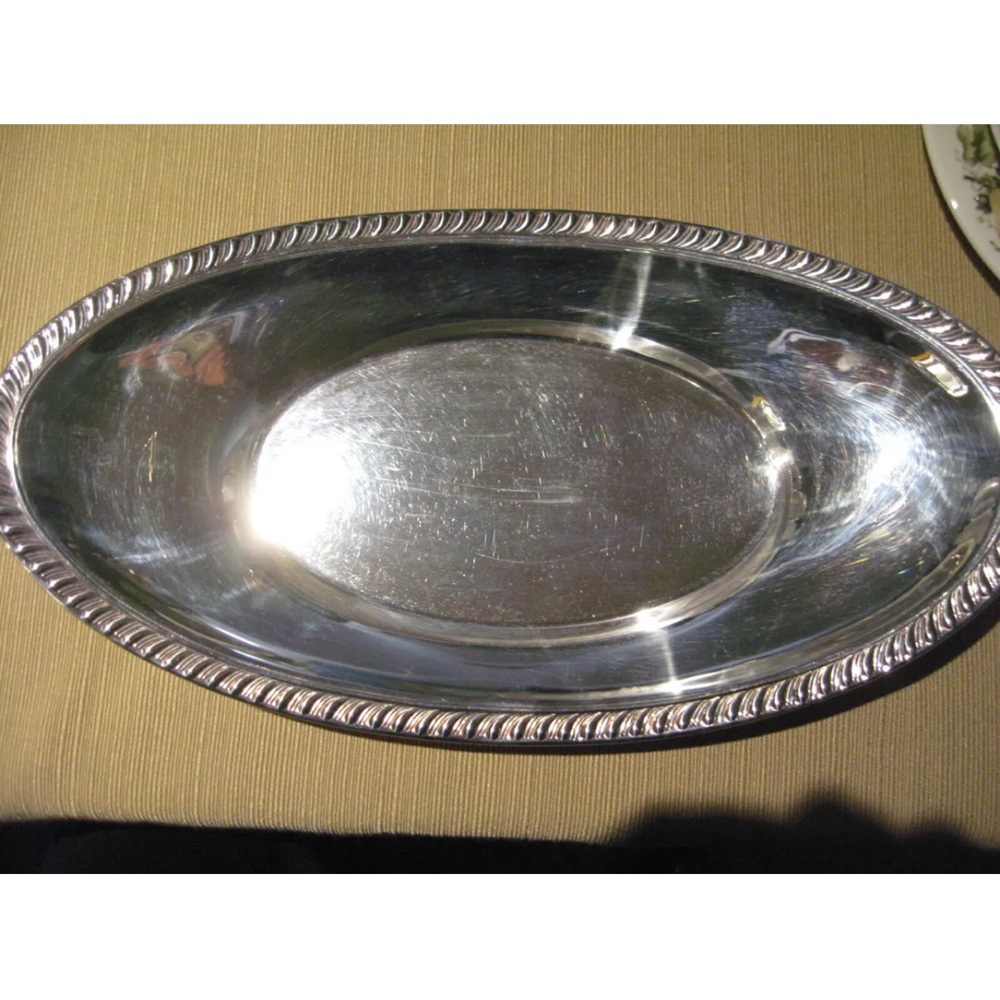 Silver Plate Bread Plate Trinket Dish - Picture 2 of 2